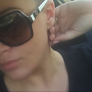 AUTHENTIC GUCCI SUNGLASSES